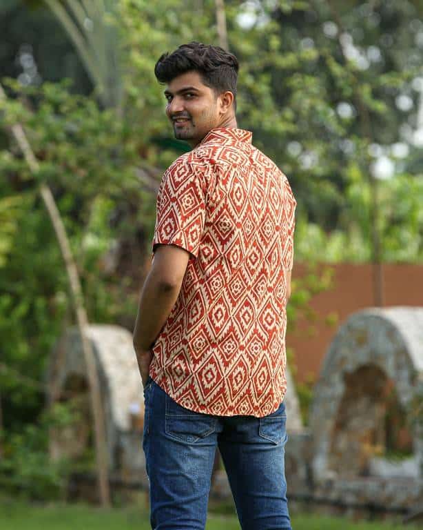 Cinnamon Whirl Shirt