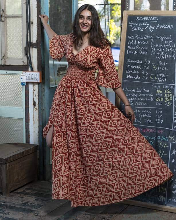 Cinnamon Whirl Slit Kirtle Dress