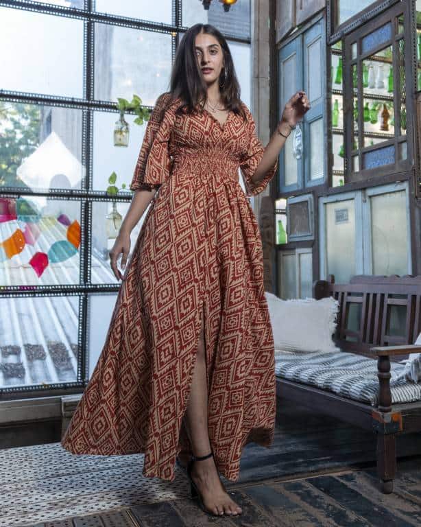 Cinnamon Whirl Slit Kirtle Dress