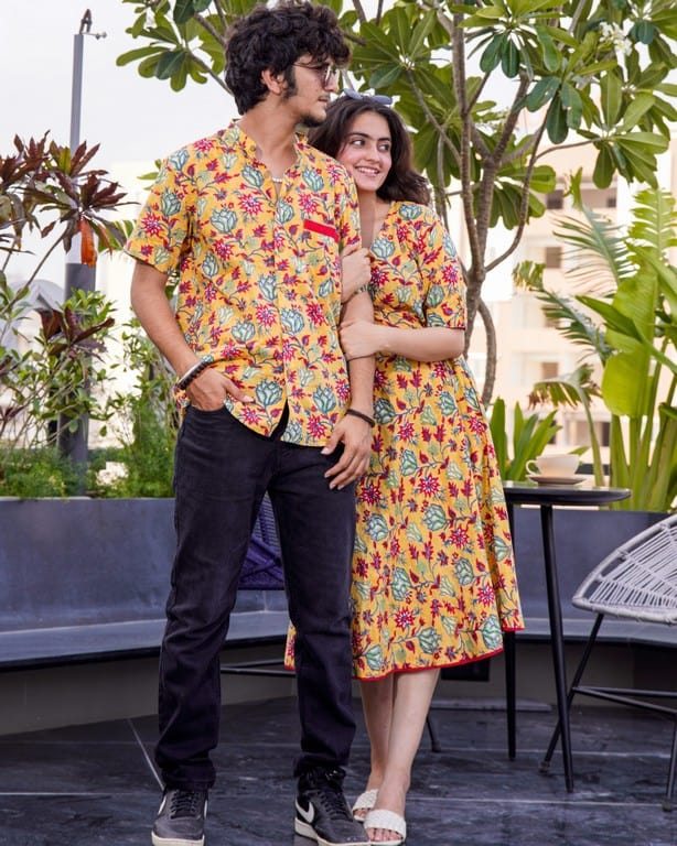 Daffodil Yellow Angrakha Family Set