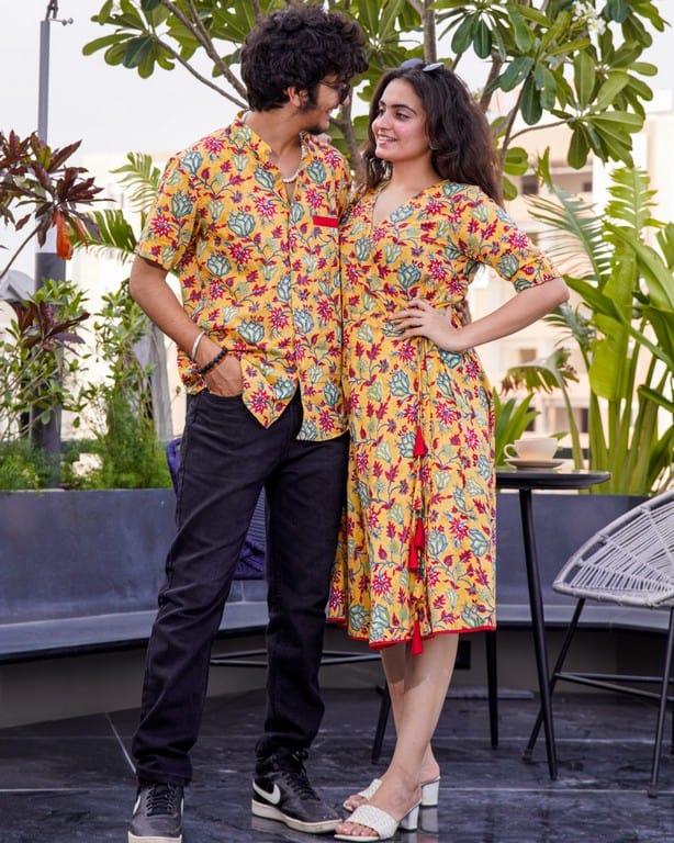 Daffodil Yellow Angrakha Family Set