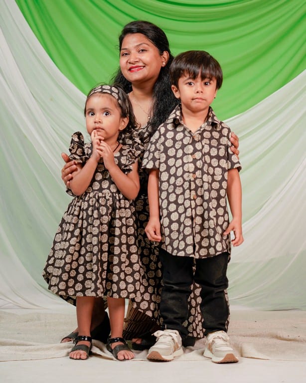 Black Floral Mom Kid Twinning