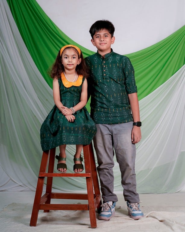 Canopy Green Mom Kid Twinning