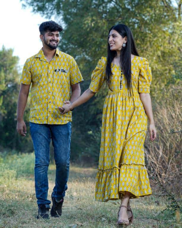 Leafing Yellow Couple Set
