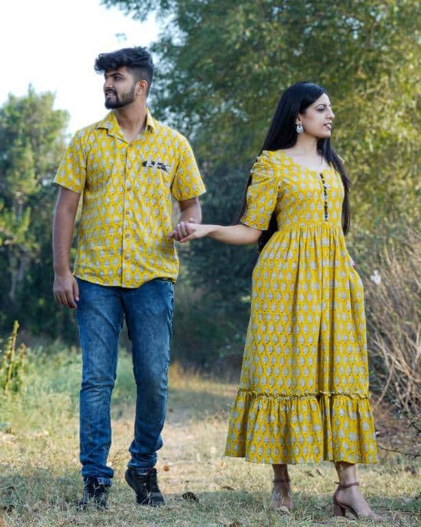 Leafing Yellow Couple Set