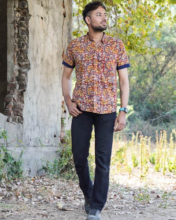 Leafy Wood Blue Shirt