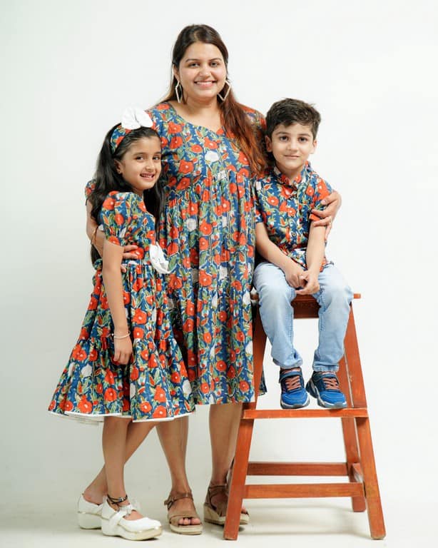 Crimson Blue Floral Short Mother Kids Twinning