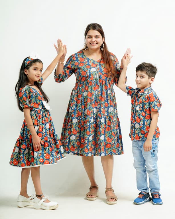 Crimson Blue Floral Short Mother Kids Twinning