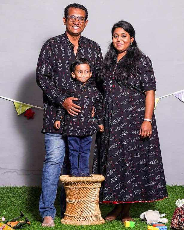 Black Ikat Collared Family Twinning Main image