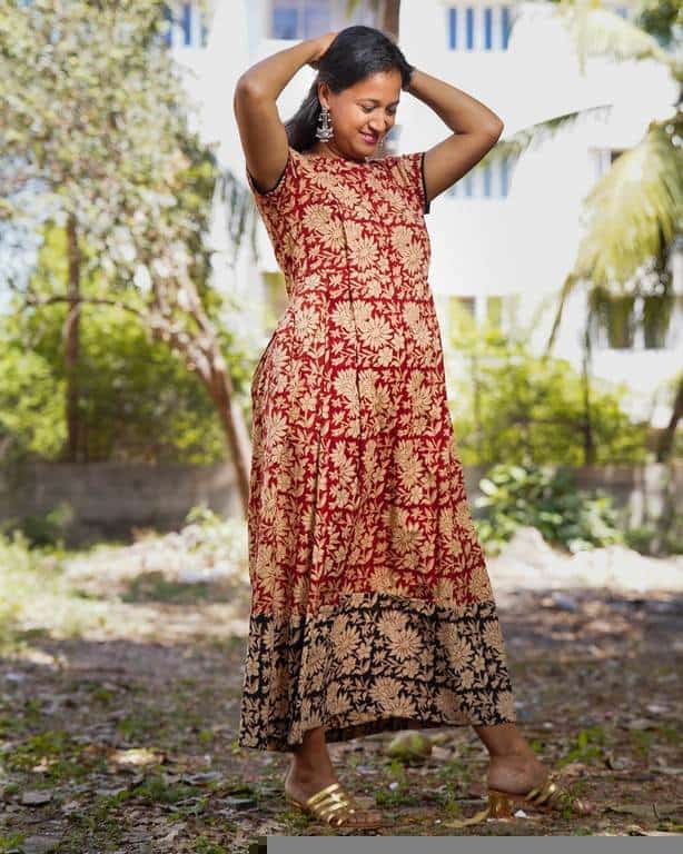 Queen Red Maternity Dress