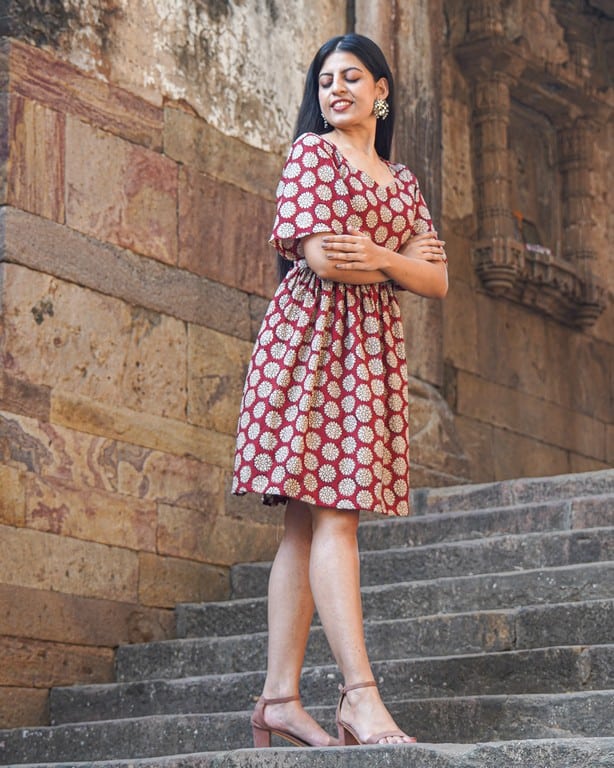 Rosy Vine Short Dress