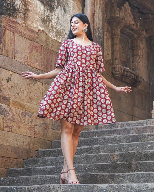 Rosy Vine Short Dress