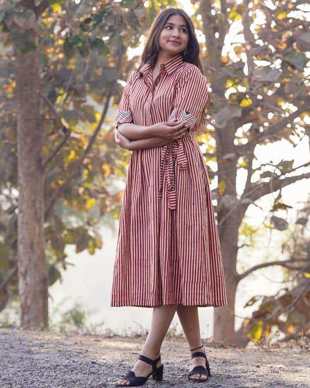 Brick Red Collared Dress with Belt
