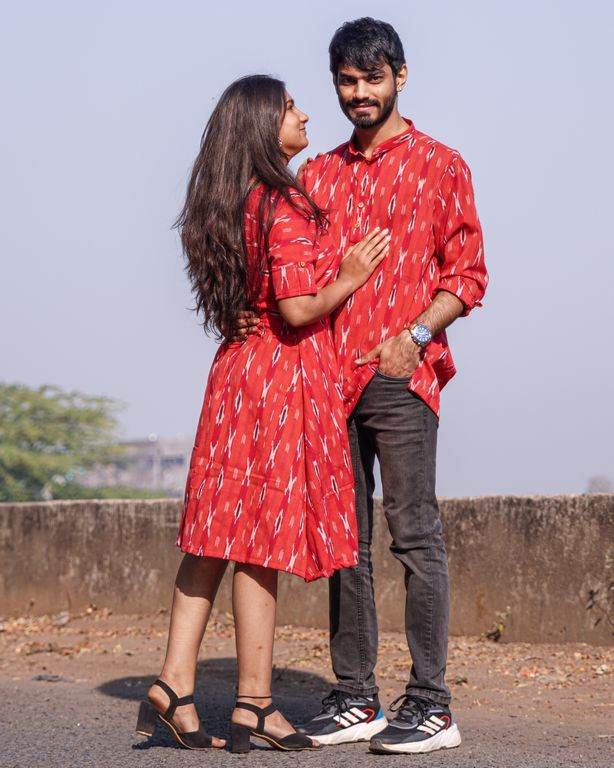 Red Shift Ikat Family Set