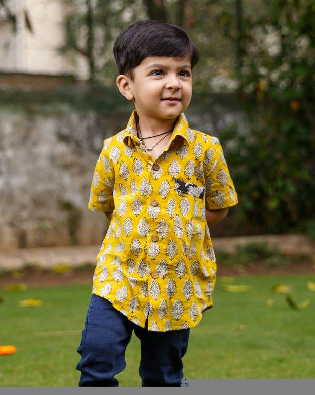 Leafing Yellow Kids Shirt