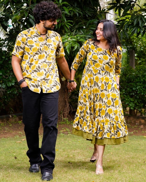Yellow Cannas Frill Couple Set
