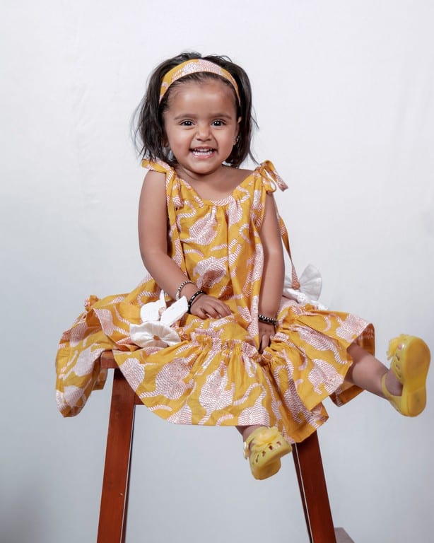 Yellow Kitty Long Frill Family Set