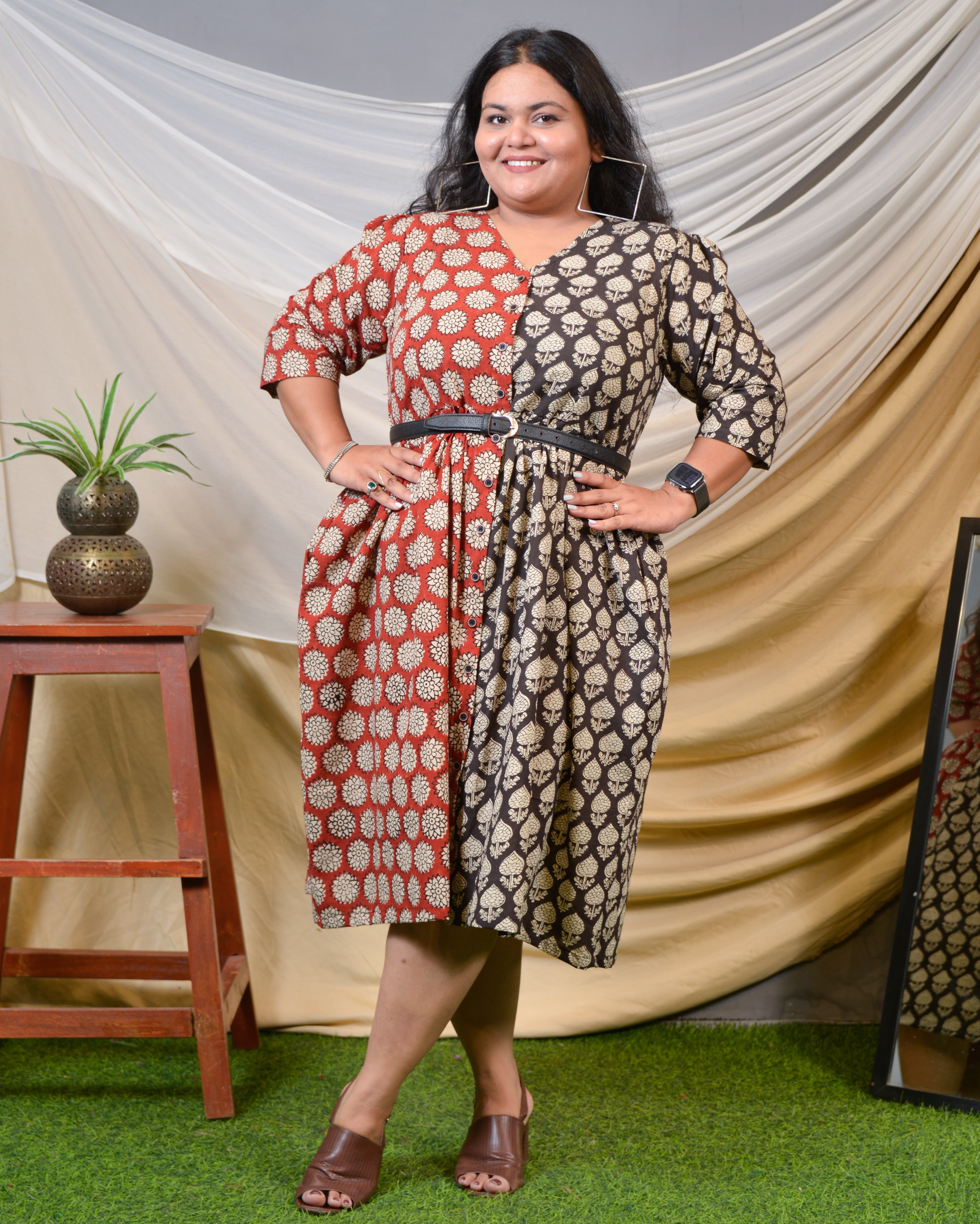 Rosy Noir Vine Plus Size Dress Main image