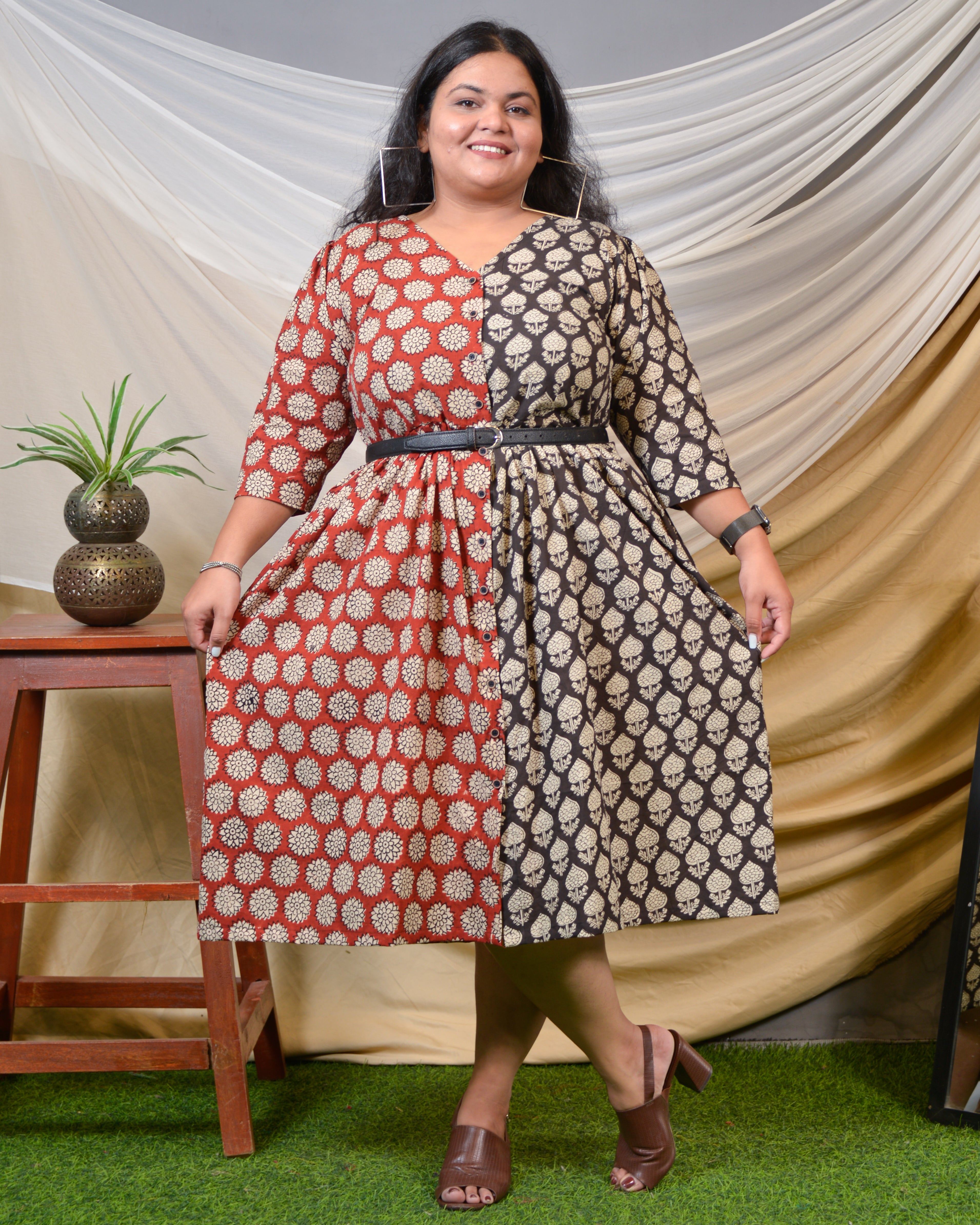 Rosy Noir Vine Plus Size Dress