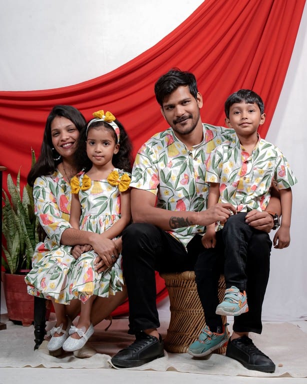 White Bird Short Family Set