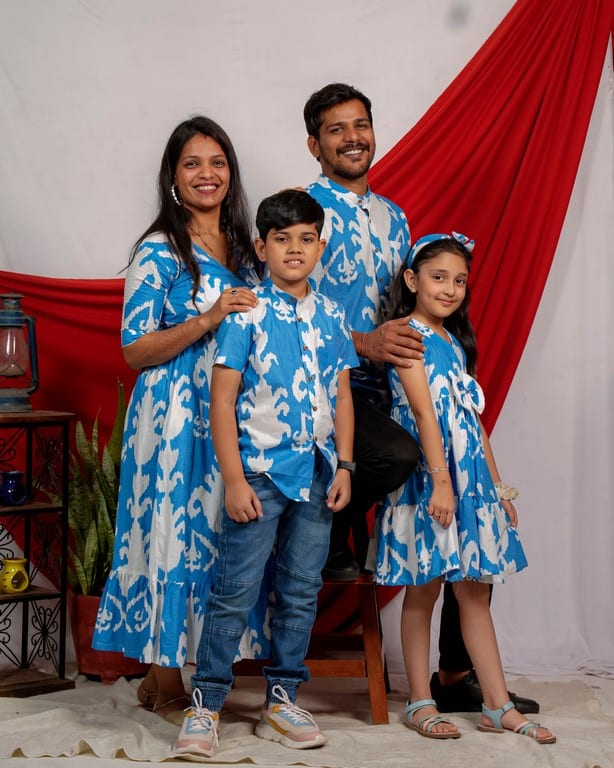 Blue Lisa Family Set