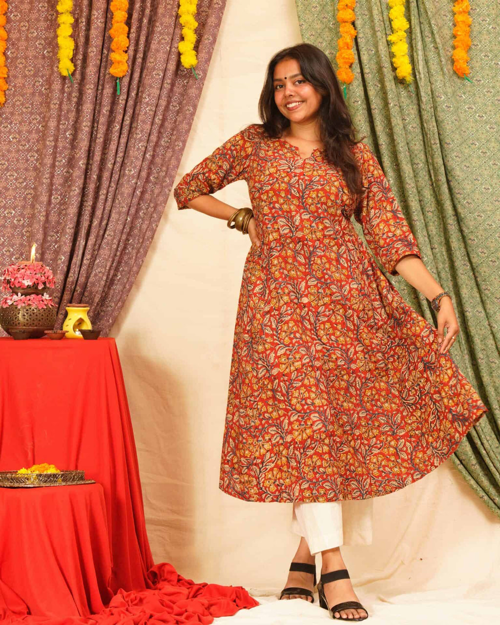 Red Floral Kiara Dawn Kurta