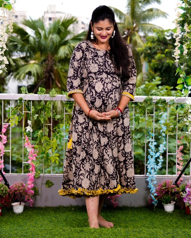 MoonStone Black Maternity Dress