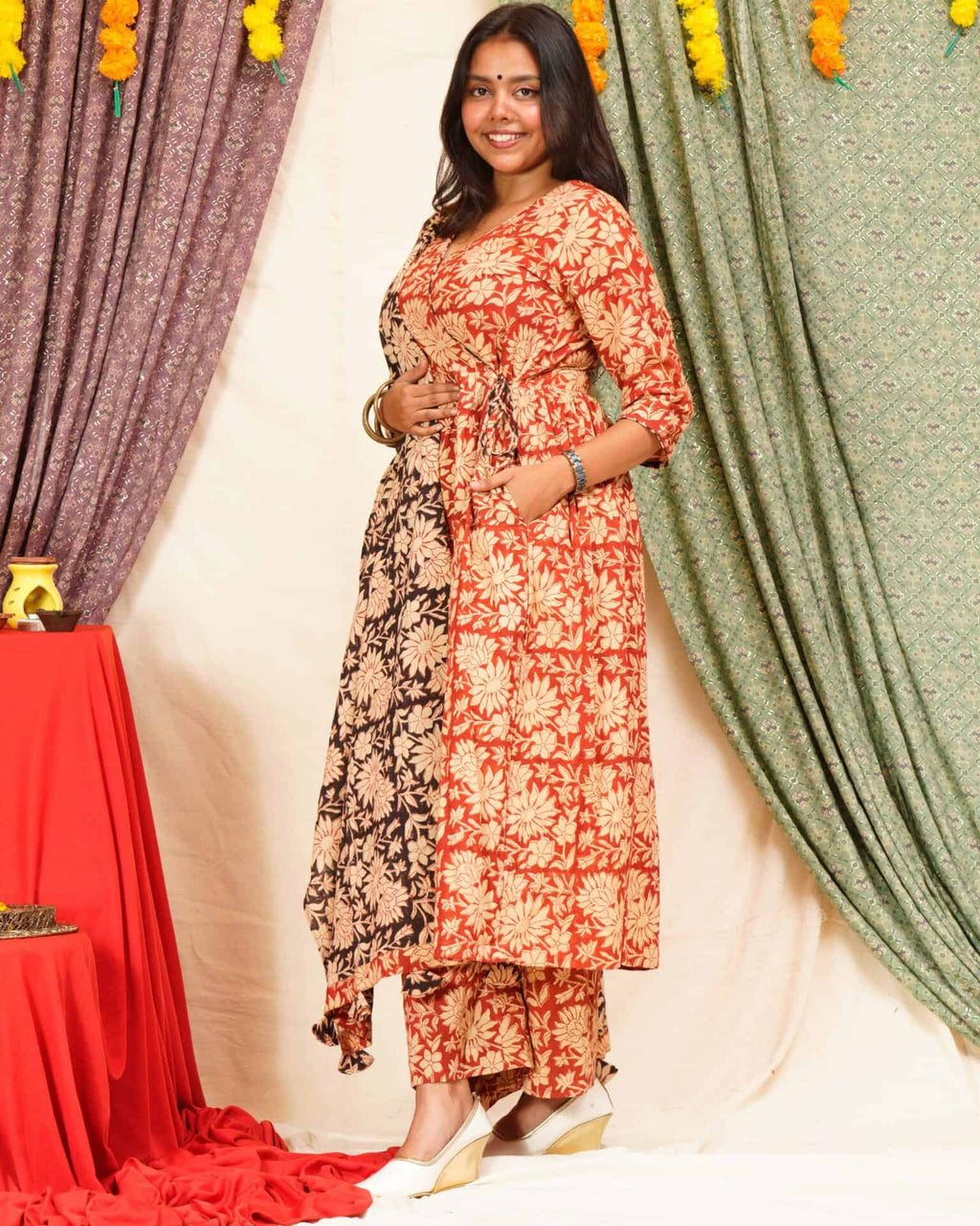 Queen Red Floral Angrakha Maternity Dress Set