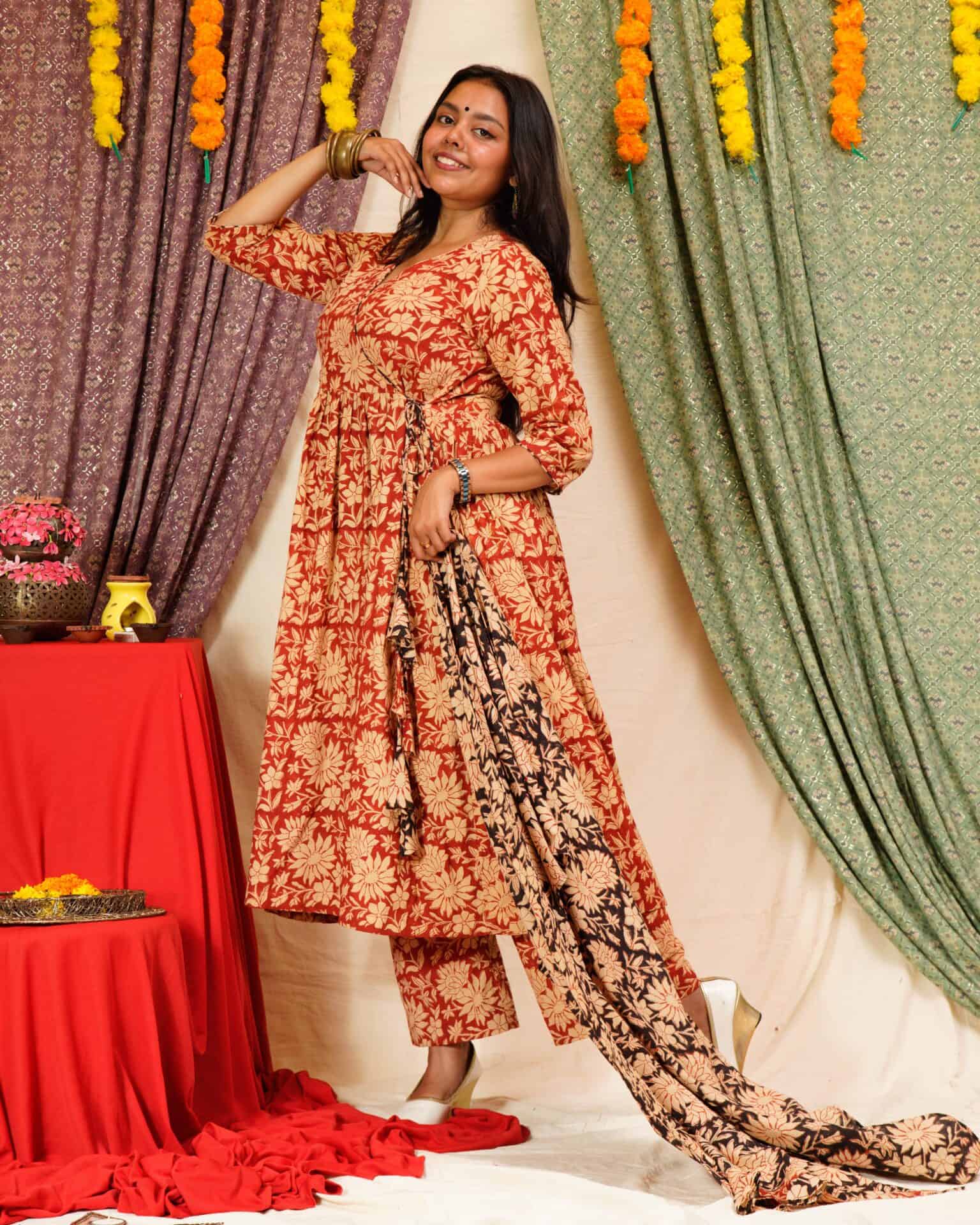 Queen Red Floral Angrakha Maternity Dress Set