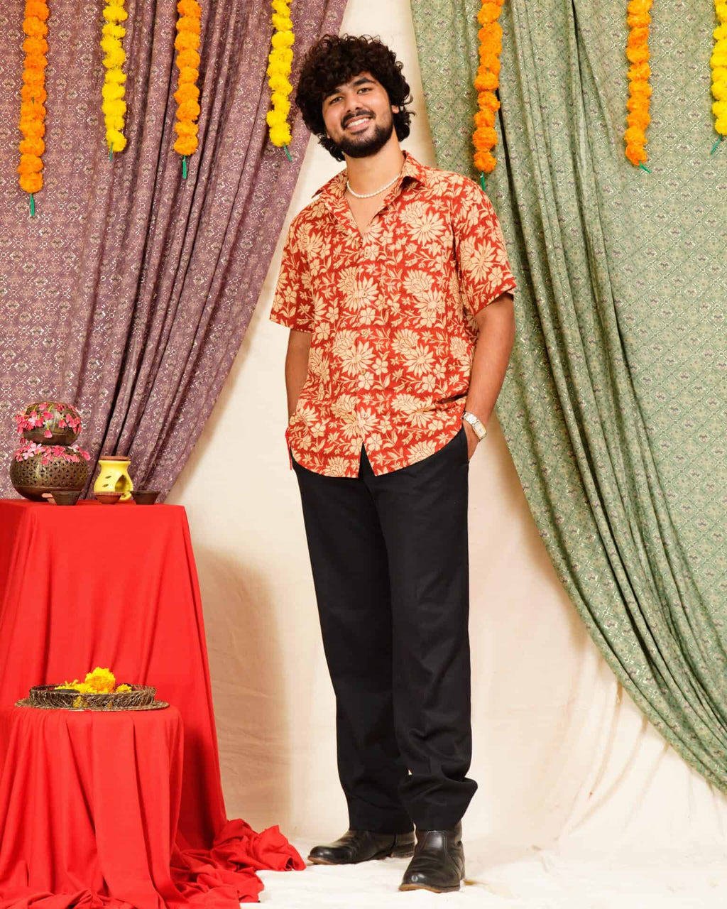 Queen Red Floral Shirt