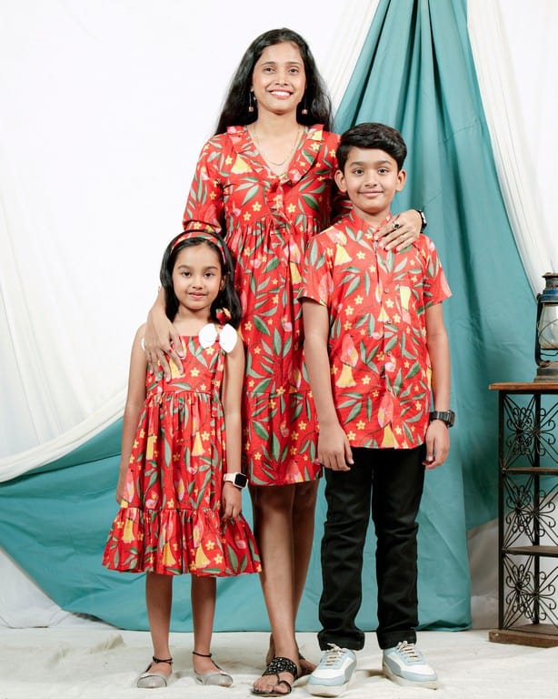 Red Bird Short Mom Kid Twinning