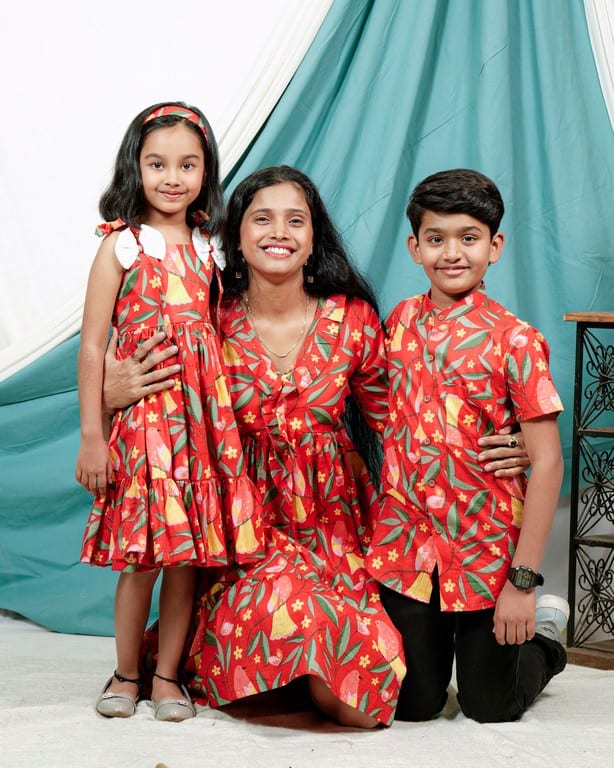 Red Bird Short Family Set