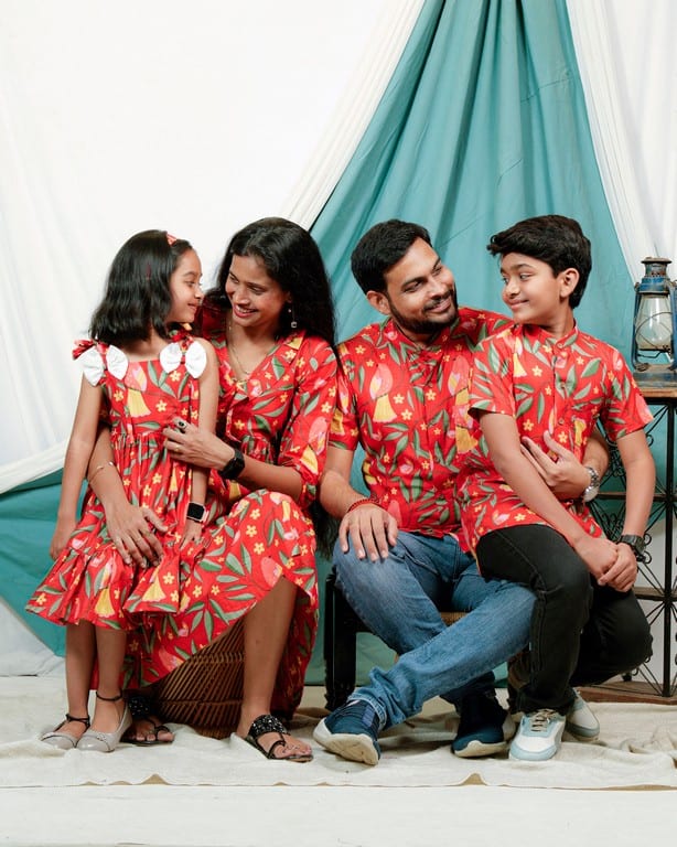 Red Bird Short Family Set