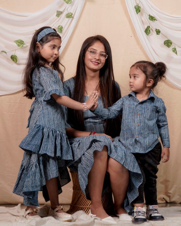 Indie Lines Senorita Mom Kid Twinning