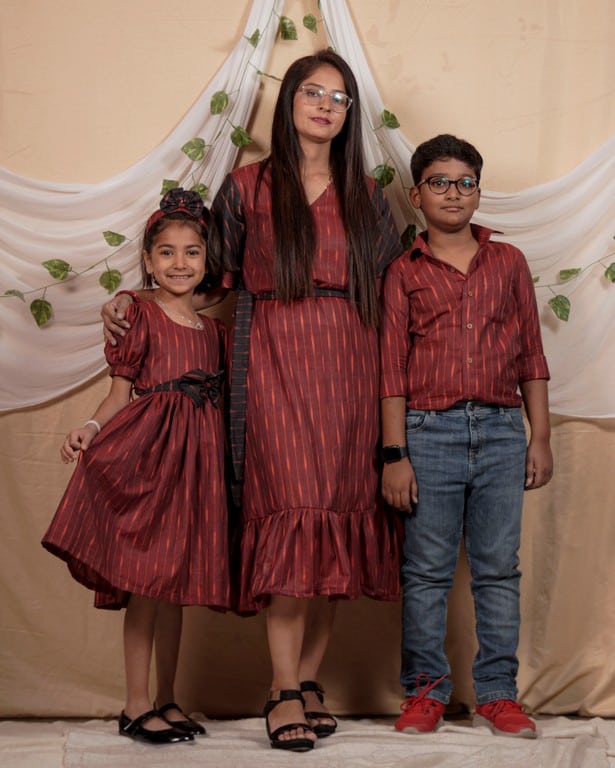 Beetroot Diverting Threads Mother Kids Twinning