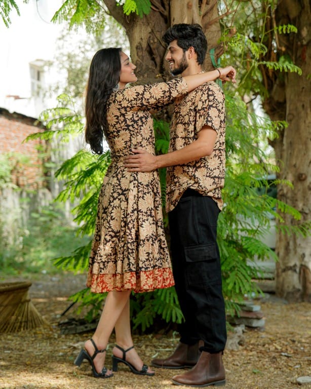 Queen black frill Couple Set