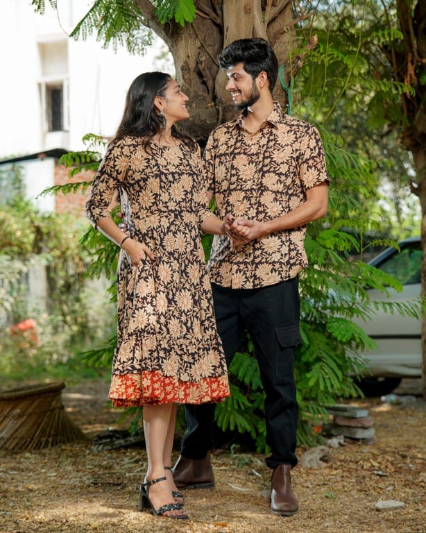 Queen black frill Couple Set