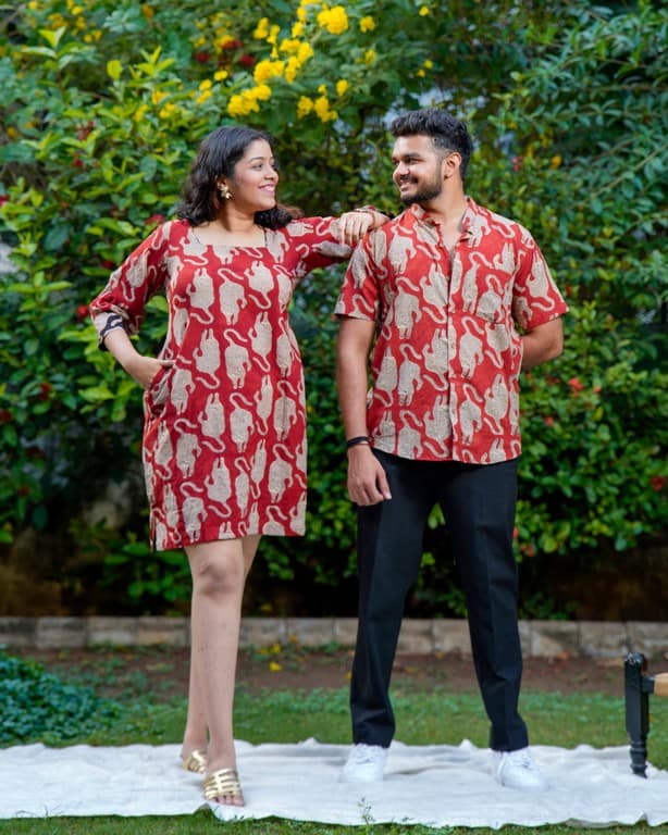 Red Kitty Puff Sleeves Shift Couple Set