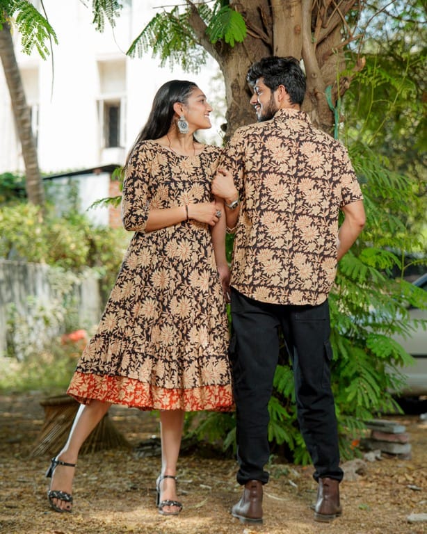 Queen black frill Couple Set