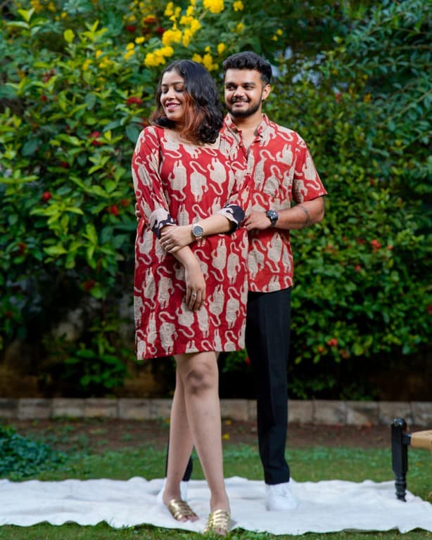 Red Kitty Puff Sleeves Shift Couple Set