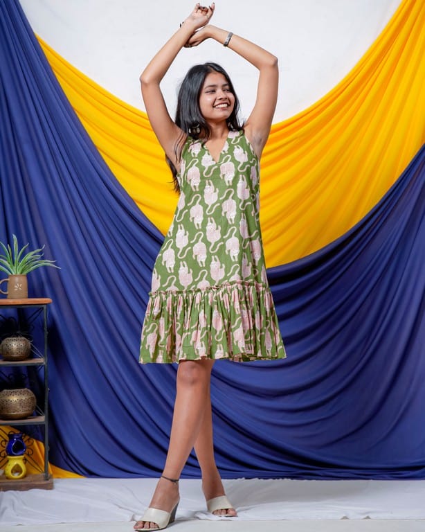 Green Kitty Short Frill Dress
