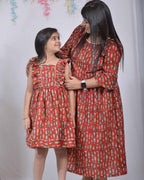 Fish Red Mother Daughter Twining