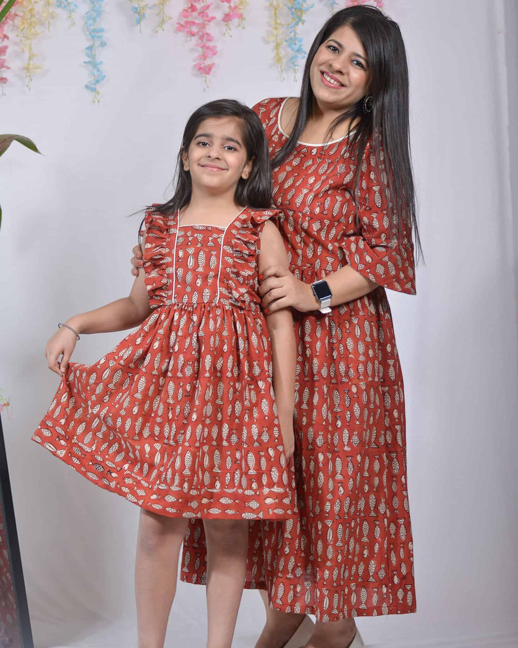 Fish Red Mother Daughter Twining