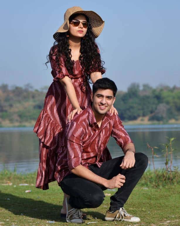Redwood Senorita Ikat Couple