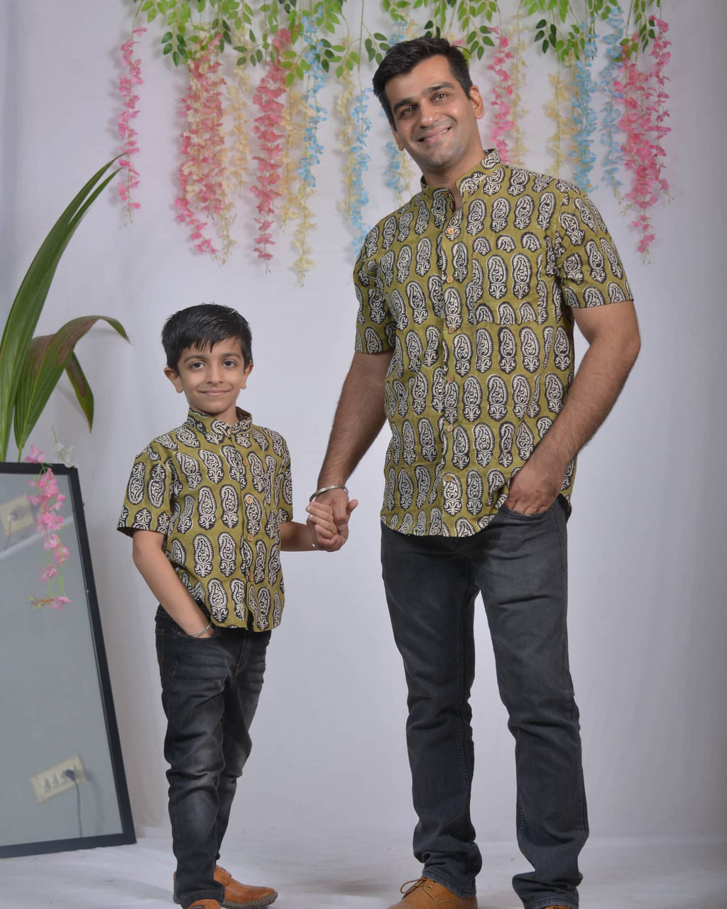 Mustard Block Print Family Set