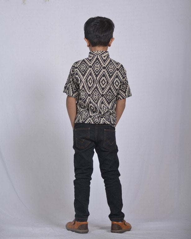 Cinnamon Black Kids Shirt
