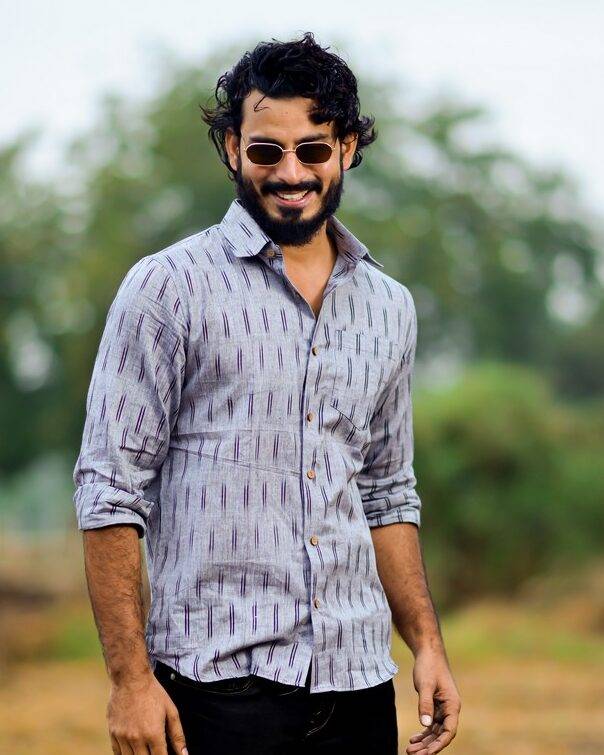 Groovy/Gaura Grey Shirt