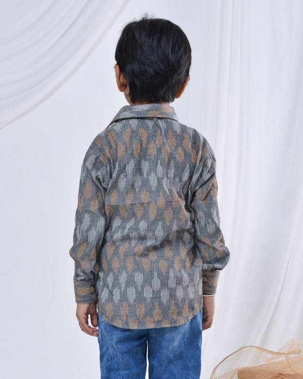 Graphic Grey Kids Shirt