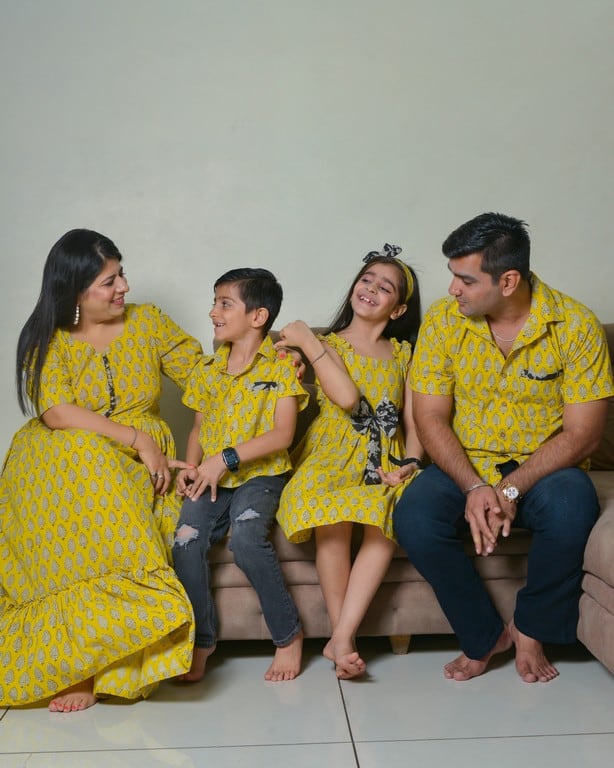 Leafing Yellow Family Set