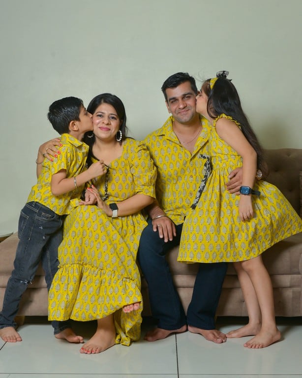 Leafing Yellow Family Set